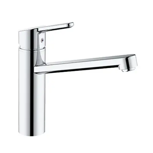 Küchenarmatur in chrom mit einem schwenkbaren Auslauf und einem Hebel zur Regulierung von Wasserfluss und Temperatur, Marke Kludi.